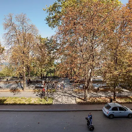 Ξενοδοχείο Londonska 4*