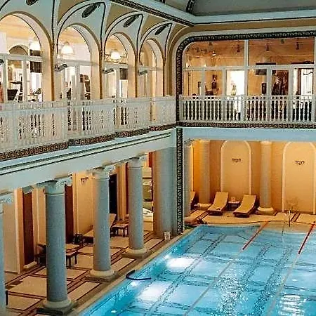 Hotel Londonska 4*