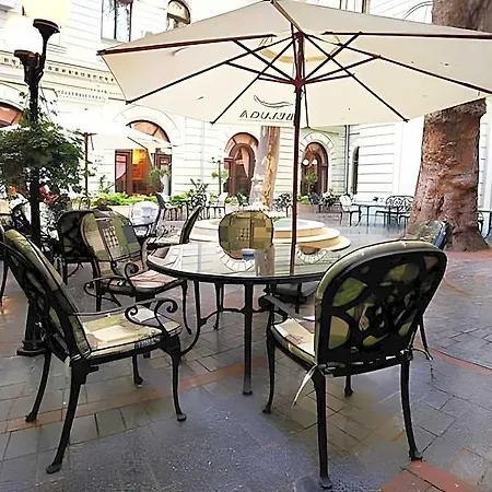 Londonska Hotel 4*