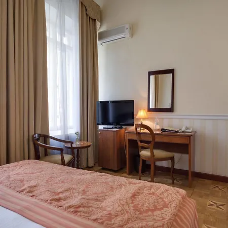 Hotel Londonska