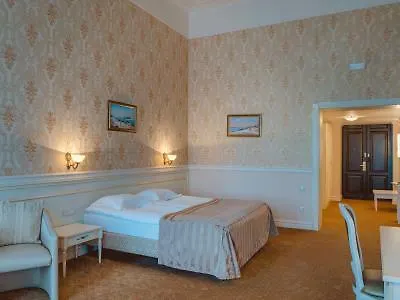 Londonska Otel