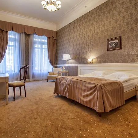 Londonska Ξενοδοχείο 4*